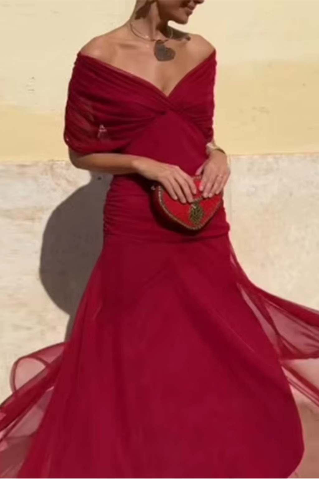 LOUISE | VESTIDO LARGO DE FIESTA ELEGANTE CON CUELLO EN V