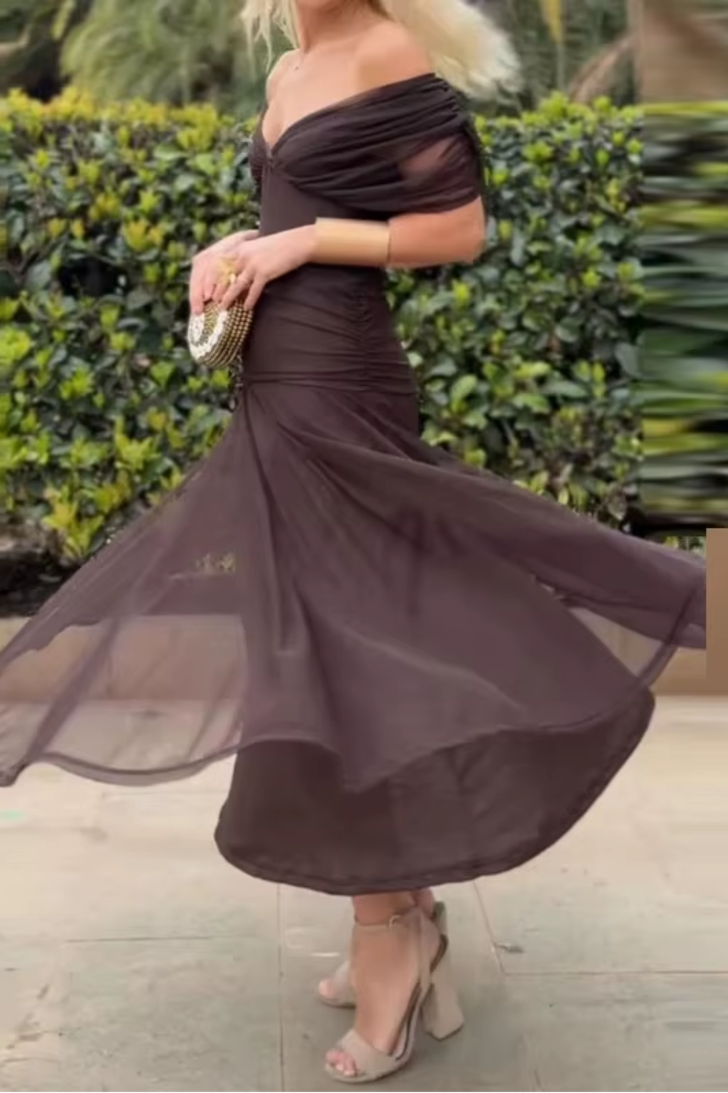 LOUISE | VESTIDO LARGO DE FIESTA ELEGANTE CON CUELLO EN V