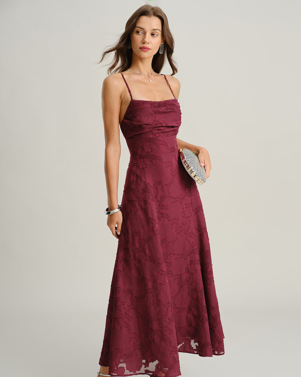 GABRIELA | VESTIDO ELEGANTE COLOR VINO